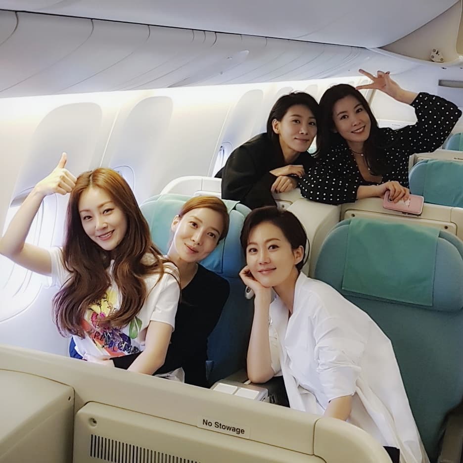 milfs going on a trip together