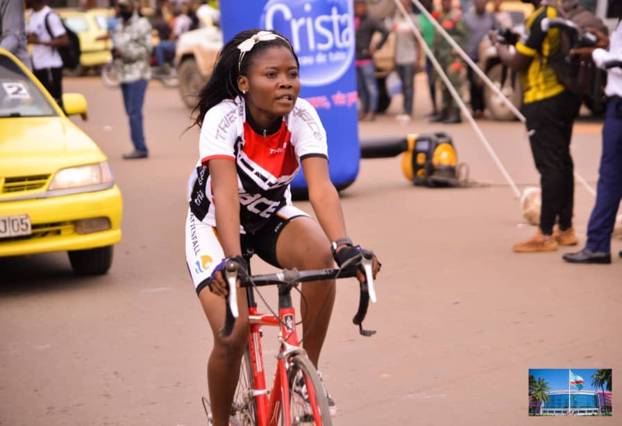 JacquesKyabula's tweet photo. Bravo à nos jeunes filles qui ont brillé,aux côtés de leurs collègues coureurs hommes,à la course cycliste de ce jour des 60 ans de la disparition de  #Lumumba. 
Quelle performance du point de départ au site Lumumba au village Shilatembo jusqu’à l’arrivée à Lubumbashi (50 km) ! https://t.co/BCWFAHquTr