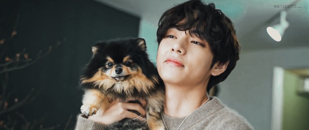 ktpjksj's tweet photo. the best human being in the whole world 

TAEHYUNG YOU ARE PERFECT https://t.co/oeIOY7OZ12
