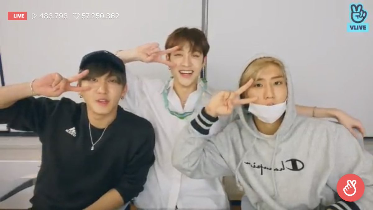 бан чан джисон. джисон стрей. джисон stray kids. бан чан джисон. банчан и джисон стрей.