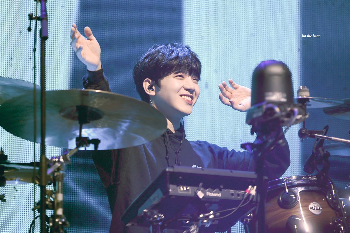 Timetodowoon's tweet photo. 200118 Gravity in Berlin
#DAY6 #도운 #윤도운 https://t.co/0OxszGD6J1