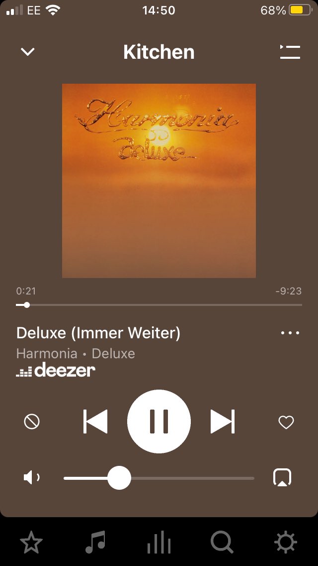 No.5 is Deluxe by Harmonia from 1975 a combination of Rother of Neu! & Roedelius and Moebius of Cluster. Not one I’d heard before but have enjoyed Harmonia & Cluster tracks I’ve heard on compilations. Can definitely hear an influence on Bowie, especially Rother’s guitar