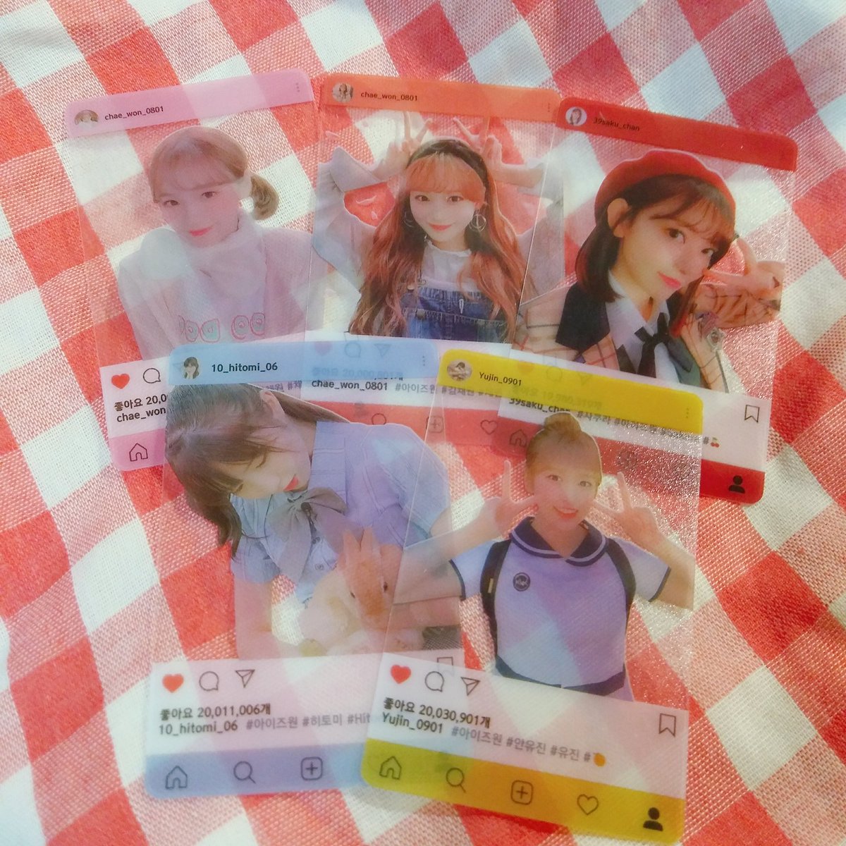 sakura_hannah_'s tweet photo. 🐱 아이즈원 굿즈 예약판매 / 재고판매 🐱

#RT 추첨 두 분께 굿즈를 보내드려요!

✔ 입금 후 폼 작성 부탁드리고 모든 문의 디엠주세요!

📝https://t.co/25Sgi6Kdlj 

#아이즈원 #포토카드 #스티커 
#사쿠라 #김채원 https://t.co/wJxZFqcw6g