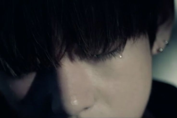 He owns a masterpiece acting skill which must be appreciated 