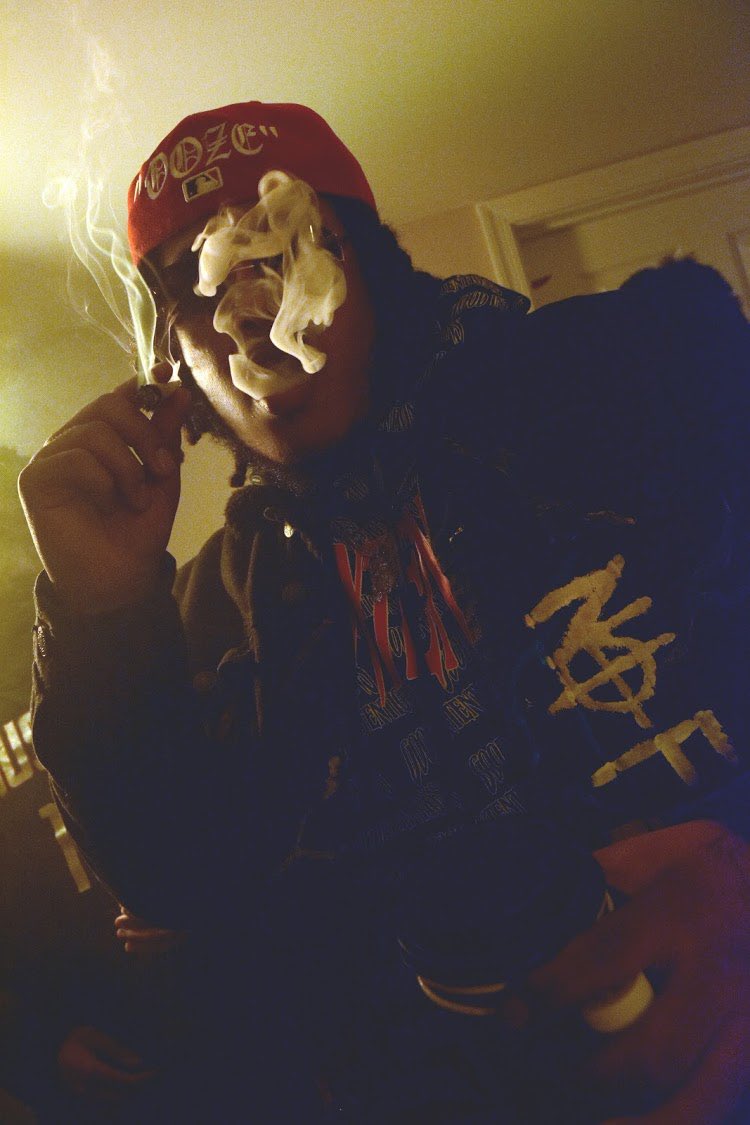Burkey03_'s tweet photo. NAH FR INBOX 30 GOT A NIGGA HIGH AS A FERRIS WHEEL. NOT YOU GANG! YPU BROKE MY HEART ANS I JUST WWNT YOU BACK RN. AINT NO ONE LIKE YOU ELANTE. NO ONE. 💔💔💔💔💔💔 https://t.co/Ndapx9qQxs