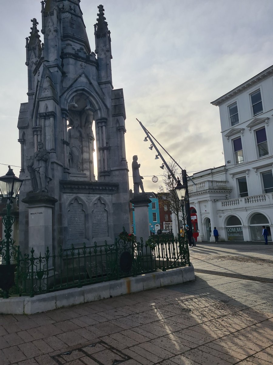 AmyAliceHorgan's tweet image. Getting in my steps to celebrate @gympluscoffee birthday celebrations donating to @Heroes_Aid ❤

#8Ksteps #sundayvibes #frenchbulldog #corkcity