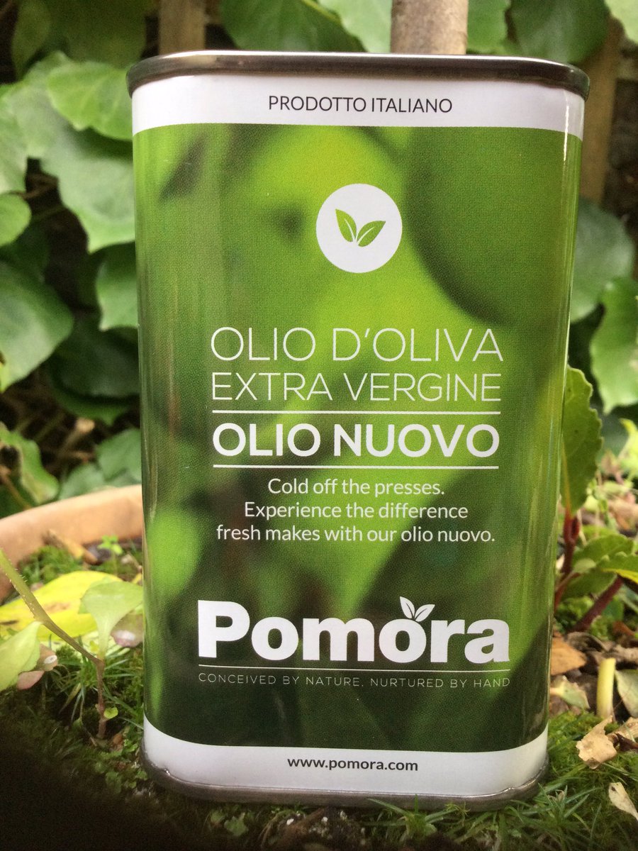 Had a lovely fennel and orange #salad drizzled with #oliveoil  What a difference quality olive oil makes! Thank you <a href="/PomoraGoodFood/">Pomora</a> #healthy #italianfood