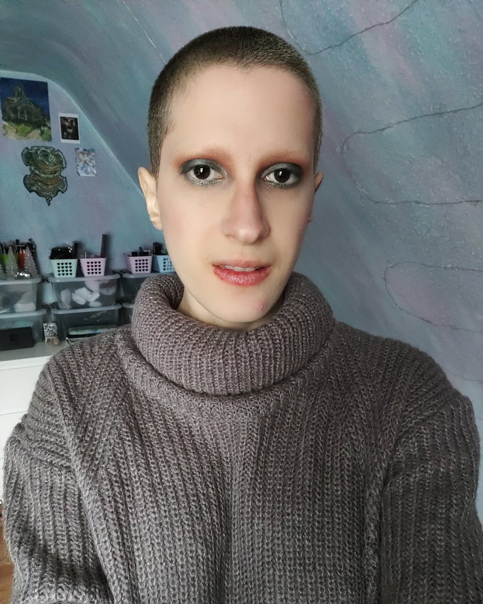 enbytious's tweet photo. Hey everyone! In about 35 minutes I'm gonna be live with @RaeBaeCosplay and @FierceAndQueer to talk about intimacy and #ChronicIllness. The stream will have "mature" in its title, given the topic. Join us for an awesome conversation!
#TalkshowStream #TwitchStreamer https://t.co/7tGLbbgJf9