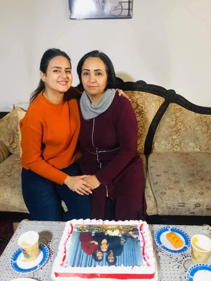 DewaWardak121's tweet photo. مورجانې د زېږېدو ورځ دې مبارک شه
#HappyBirthdayMammyJan https://t.co/WlCEuy12sb