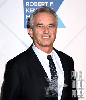 Happy Birthday Wishes going out to the charismatic Robert F. Kennedy Jr.!               