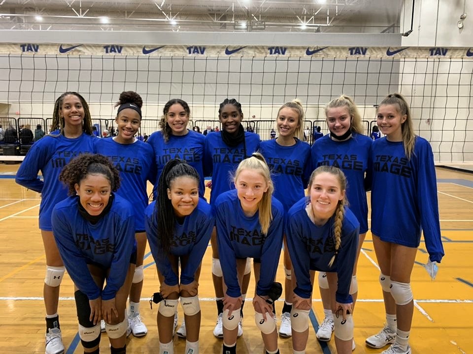 tximg's tweet photo. 16 ASICS Red playing in 16 Open Gold bracket in the Early Bird Tournament today after going 6-0 in pool play! #ImageSTRONG #16ASICSRed https://t.co/LJkDhBN38W