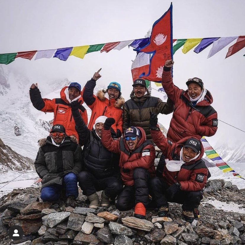 KrisAnnapurna's tweet photo. K2

Los 10 alpinistas nepalíes que ayer coronaron el K2 han llegado al campo base sanos y salvos. https://t.co/Ecduezb4lb