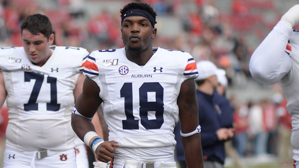 JUNIOR SEASON47 RECS / 760 YARDS 4TDS 16.2 Y/RDOMINATOR32.1%Touches by YardageNegative Yards 6%0-3 Yards 2%4-7 Yards 6%8-13 Yards 19%14-20 Yards 17%21+ Yards 32%