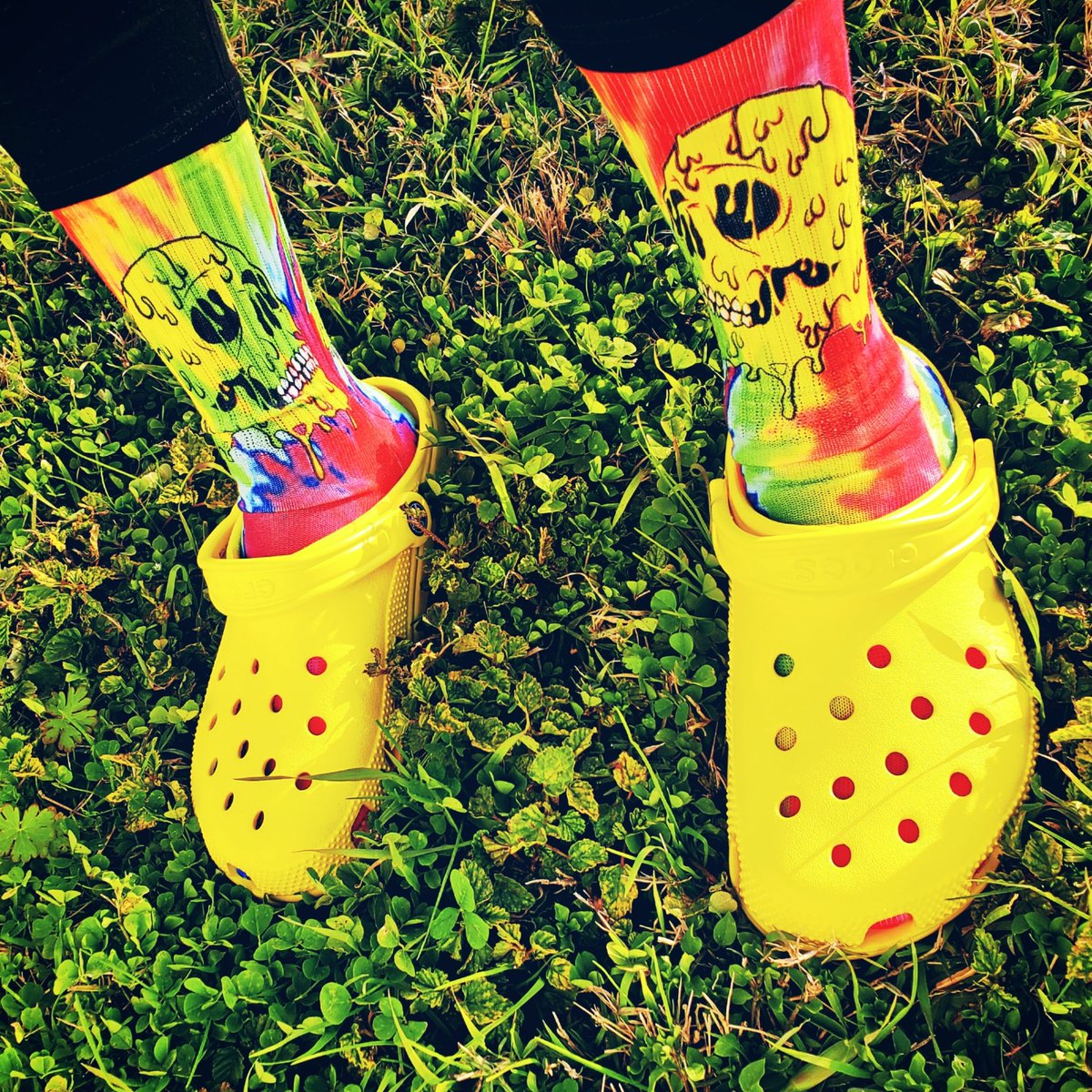 AudaciousSW's tweet photo. G O O D M O R N I N G.💛🐊
https://t.co/wh7Pq79HWN 
#sundayvibes #socks #crocs https://t.co/tuWd2EY8A1