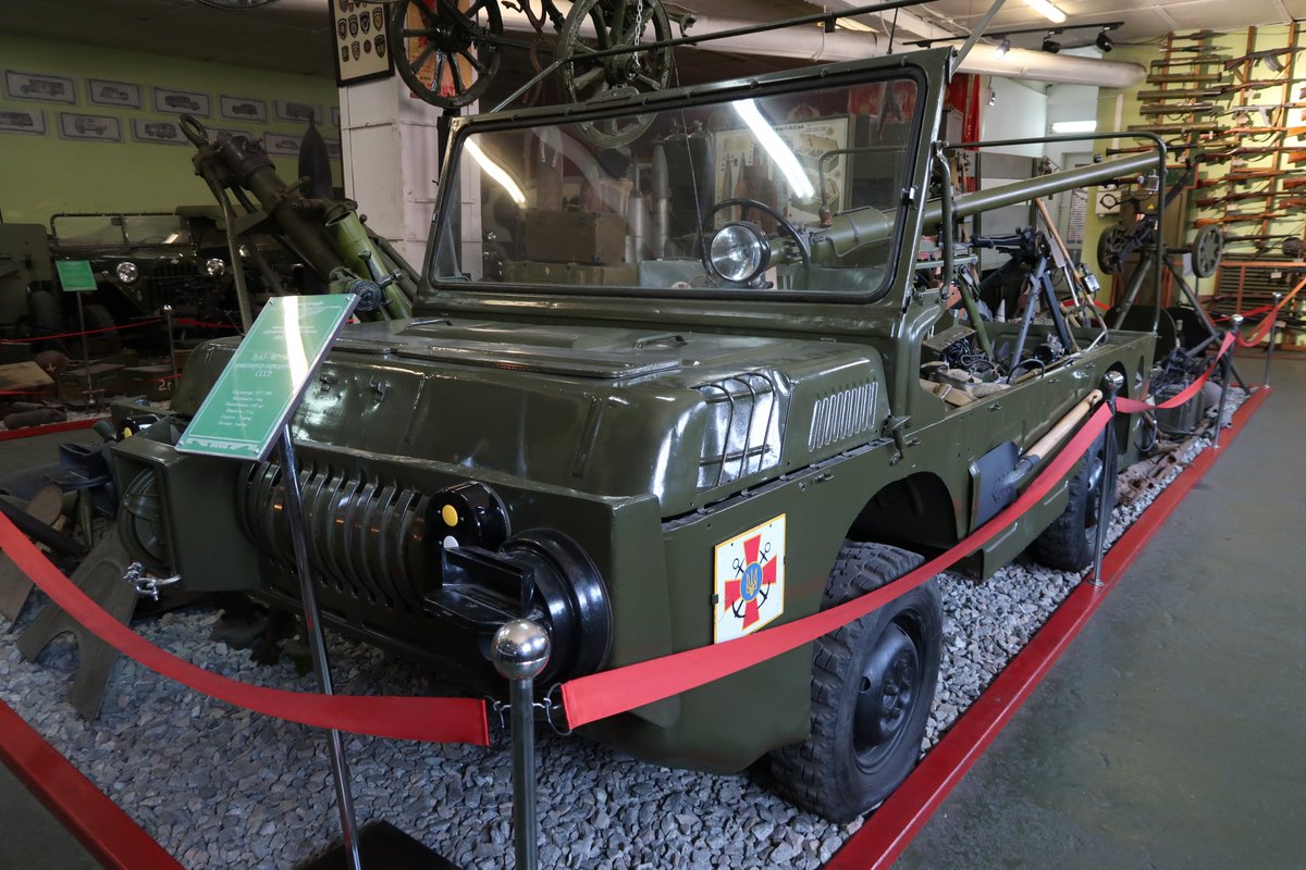 Vh8FrQRbYIw4ArS's tweet photo. LuAZ-967 (ソビエト)
https://t.co/Hk1qkptiN4
#LuAZ #ЛуАЗ #軍用車両 #militaryvehicle #ウクライナ #Ukraine #旧ソ連 #Soviet #自動車博物館 #carmuseum #faeton https://t.co/VTJohCpZb9