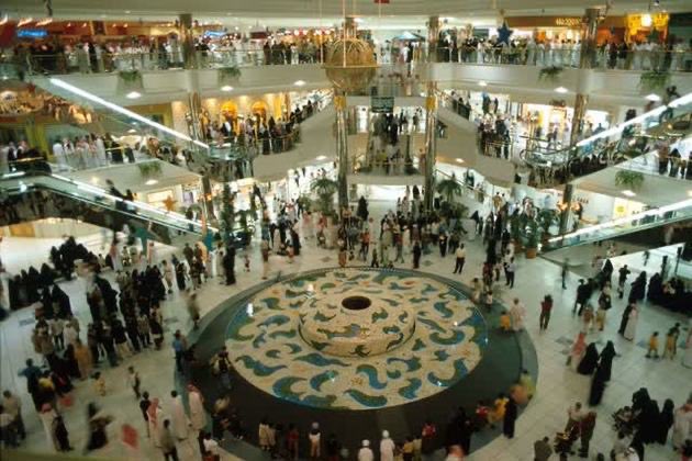 dha822's tweet photo. ⛲️

النافورة العجيبة في ذلك الوقت 

مجمع الراشد في #الخبر 🤍 عام 1995م

. https://t.co/wyrYLW75zW