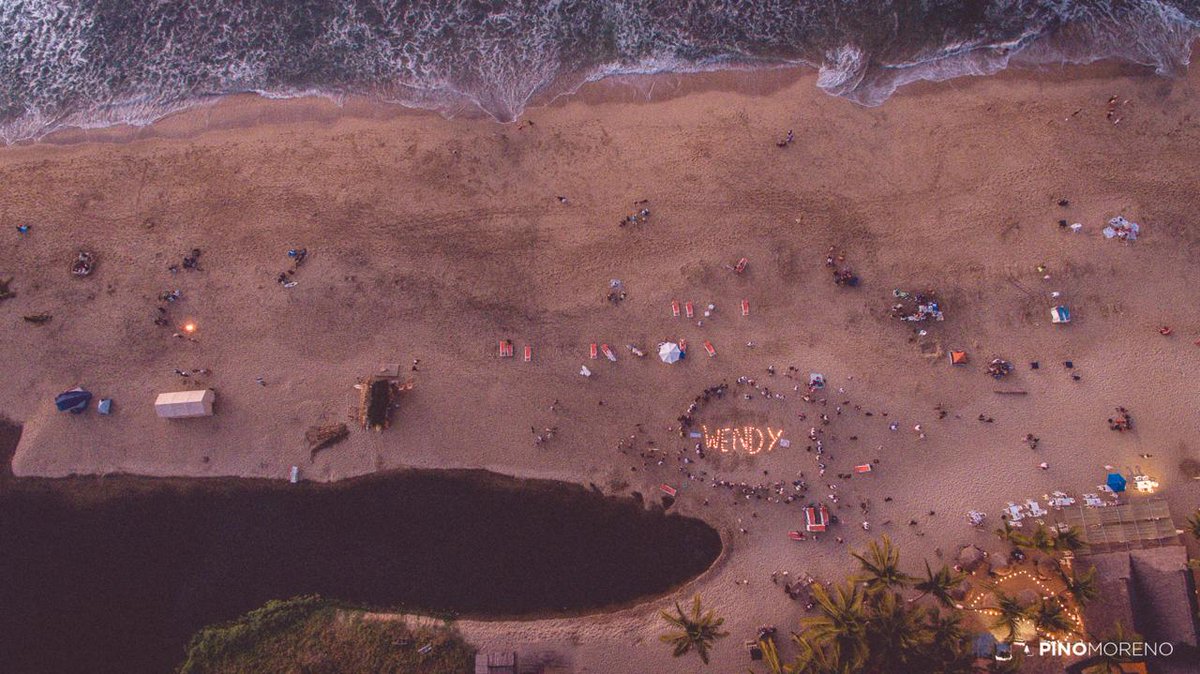 Hoy se cumplen 9 días sin noticia alguna de mi hermana, ayer <a href="/EnriqueAlfaroR/">Enrique Alfaro</a> se comprometió a seguir puntualmente el caso, del otro lado aún no tenemos un pronunciamiento del gobernador de Nayarit @AntonioEcheG ¿Hasta cuándo?