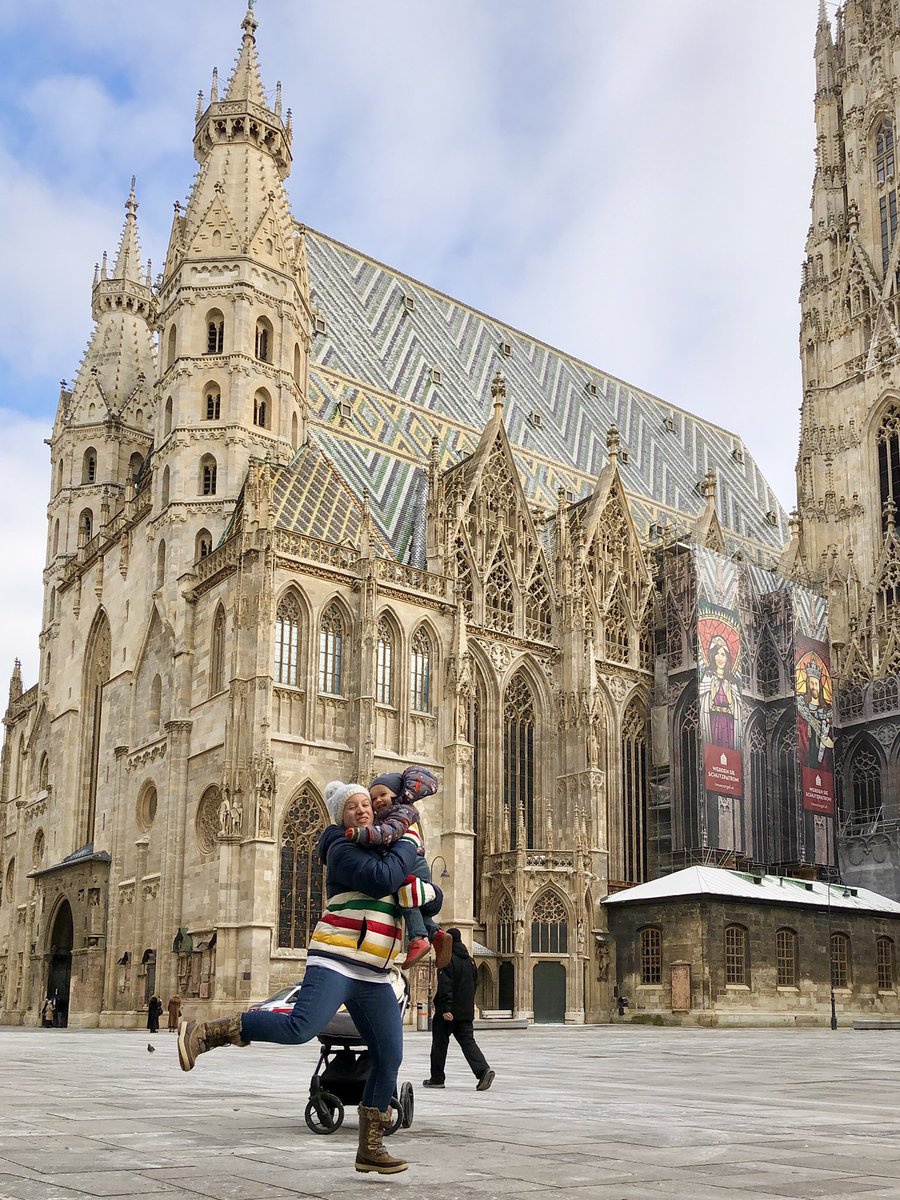 Creativelena's tweet photo. #JumpForHeritage #inVienna 🧡 https://t.co/EbKnJiofj8