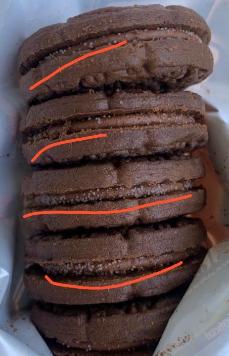 loomix21's tweet photo. @TritonOficial acabo de abrir unas galletas tritón sabor chocolate y me salió está asquerosidad!!! https://t.co/WQ5E9I4GUH