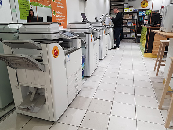 C3soleils's tweet photo. Rapports de stage, thèse, dossier à relier, #plastification de document, #photos à imprimer : Copyroom 3Soleils est à #Rennes centre commercial #3Soleils 18-20 rue d'Isly.
Tarif #Etudiant et abonnement NB / couleur https://t.co/3hmf3CO4bU