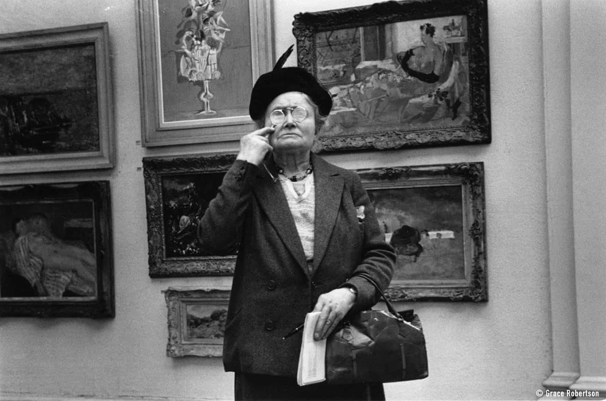 pollyrusyn's tweet photo. Show a little love for the wonderful work of Grace Robertson OBE who passed away on 11/01/21 🖤 #photography #picturepost #gracerobertson https://t.co/fO0oozJ8A3