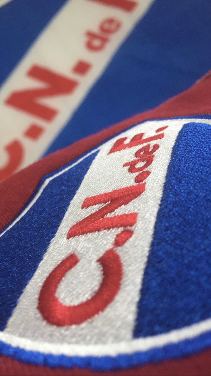 abril1899's tweet photo. ❤️🤍💙 https://t.co/nnbasZoDuR