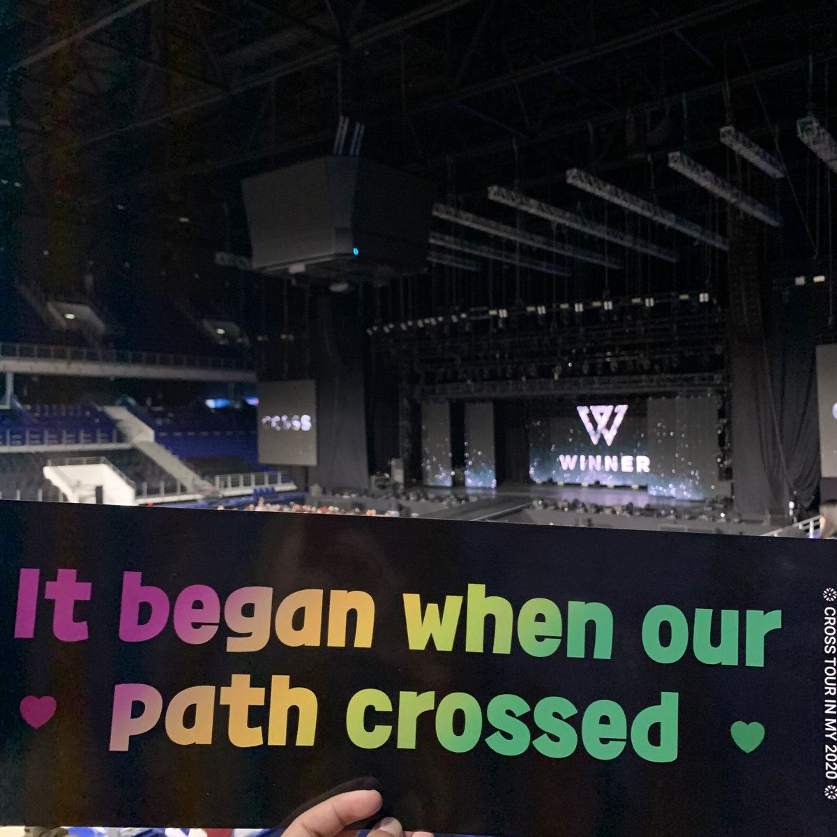kdaelfarmy's tweet photo. Pergi concert, dptlah kwn baru.. sorg nama Khaleeda, same name with me. And lagi sorg namanya Azie.. Until now contact thru ig💙
Bilalah dpt pergi concert lagi ye..😌
#WINNERCROSSTOUR https://t.co/kROdU5r5sQ
