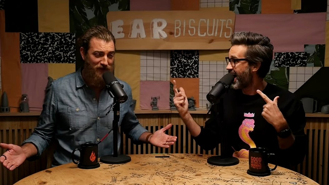 raphaconrad's tweet photo. #GMM kicked off S19, a new season of #EarBiscuits premiered, a $207 Popeye's spicy chicken sandwich (plus a meme) was created on Mythical Kitchen, a surprise #RLvlog...Wow!
This is just week 1!
Looking forward to what @rhettmc & @LinkNeal have in store for us MB's in 2021! https://t.co/PF4HOr8rzq