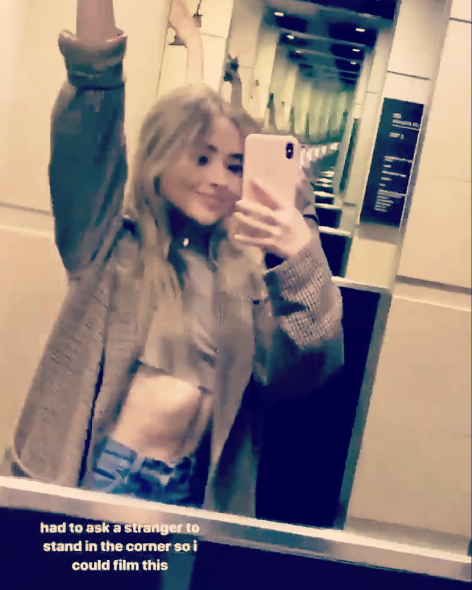 VernobrinaLucky's tweet photo. Good Morning hows my baby doing @SabrinaAnnLynn I miss you 🥺 #weloveyousabrinacarpenter #sabrinasbae #netflix #disneyplusclouds #workit #sabrinacarpenter📱 #iloveyousabrina💗 #idkwtfims #mygoddessangelqueen 🙈💘💖 https://t.co/5CxzSej4tT