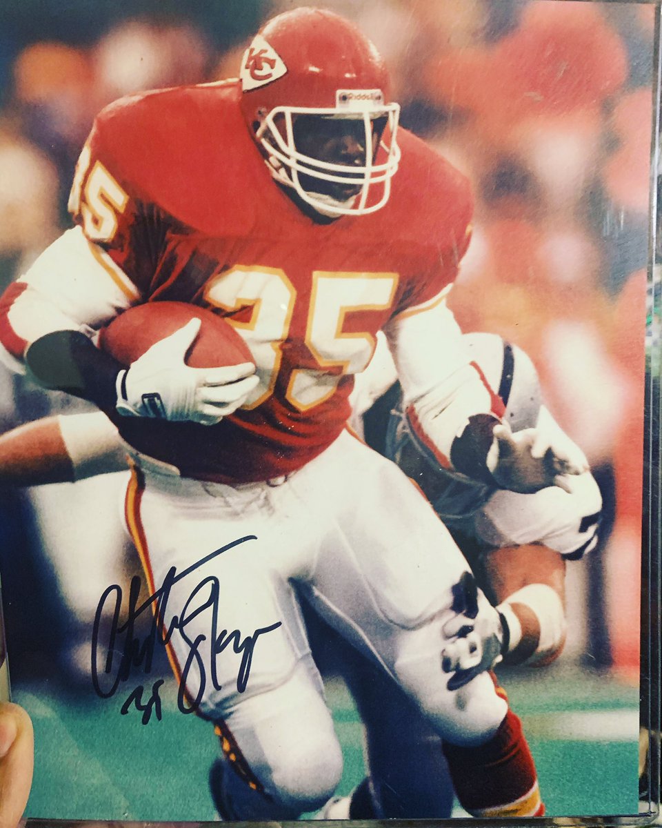 BurtonKelso's tweet photo. Here’s hoping for a @chiefs victory against the @clevelandbrowns today. Who’s your favorite old school Chiefs player? @christianokoye35 is mine #nigiriannightmare #kansascity #football #playoffs2020 https://t.co/f16b7WAeuk
