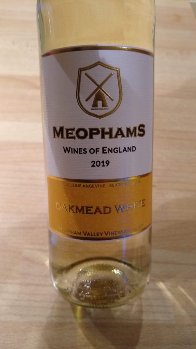 ⓋeganOliⓋe tweet media