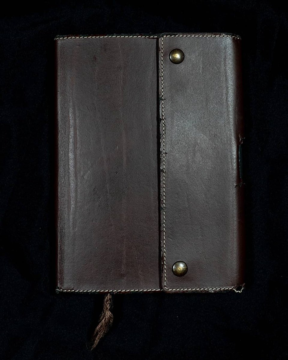 samuelpatrick__'s tweet image. Finally put together a lyric book for #ThursdayFirst...

Comes with the casette &amp;amp; is also on Patreon.

Happy Sunday, I'm going grocery shopping now... Wish me luck 😷