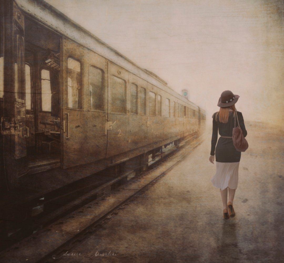 ‘’Sevdiklerinizi yüreklerinden sımsıkı tutun, 
Yarın  geç olmakla meşhurdur .." 

Nuri Pakdil
#geceyesözler