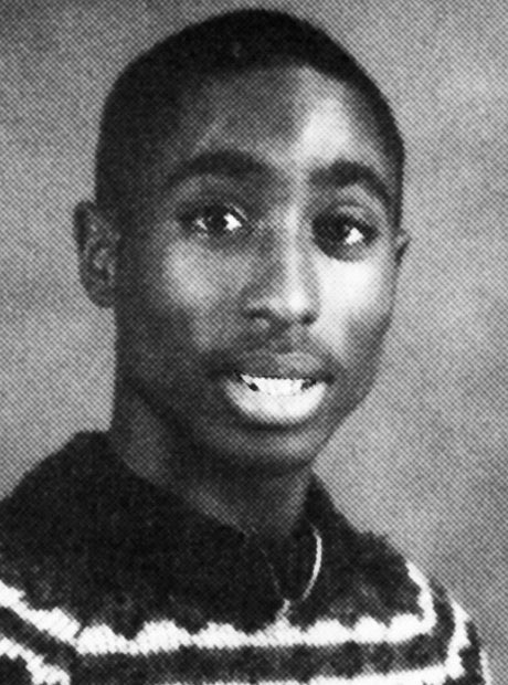 Rise to Stardom:At the age of 17, Pac and his family moved to Marin City, California, where he studied theatre and the performing arts. Tupac wrote poems and raps from as early as he started to read. In 1991, he signed a deal with Interscope Records.