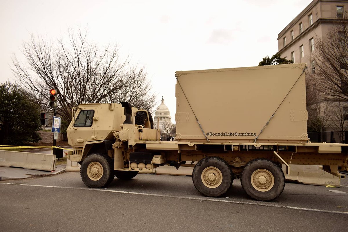 END OF THREAD: All the pictures in this were taken within a mile or so of the White House/US Capitol building.I'll let these last pictures speak for themselves. Stay safe comrades  #DC  #WashingtonDC  #CapitolRiots  #DCProtests  #Inauguration