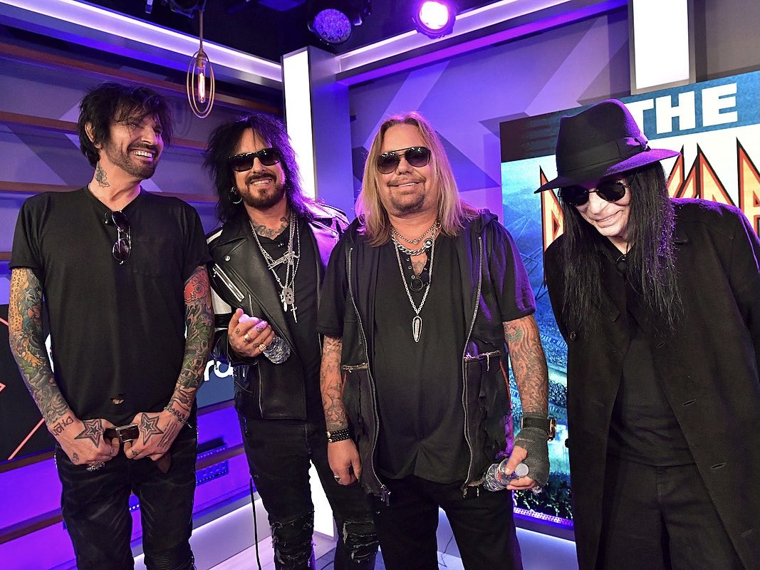 happy 40 years of mötley crüe!