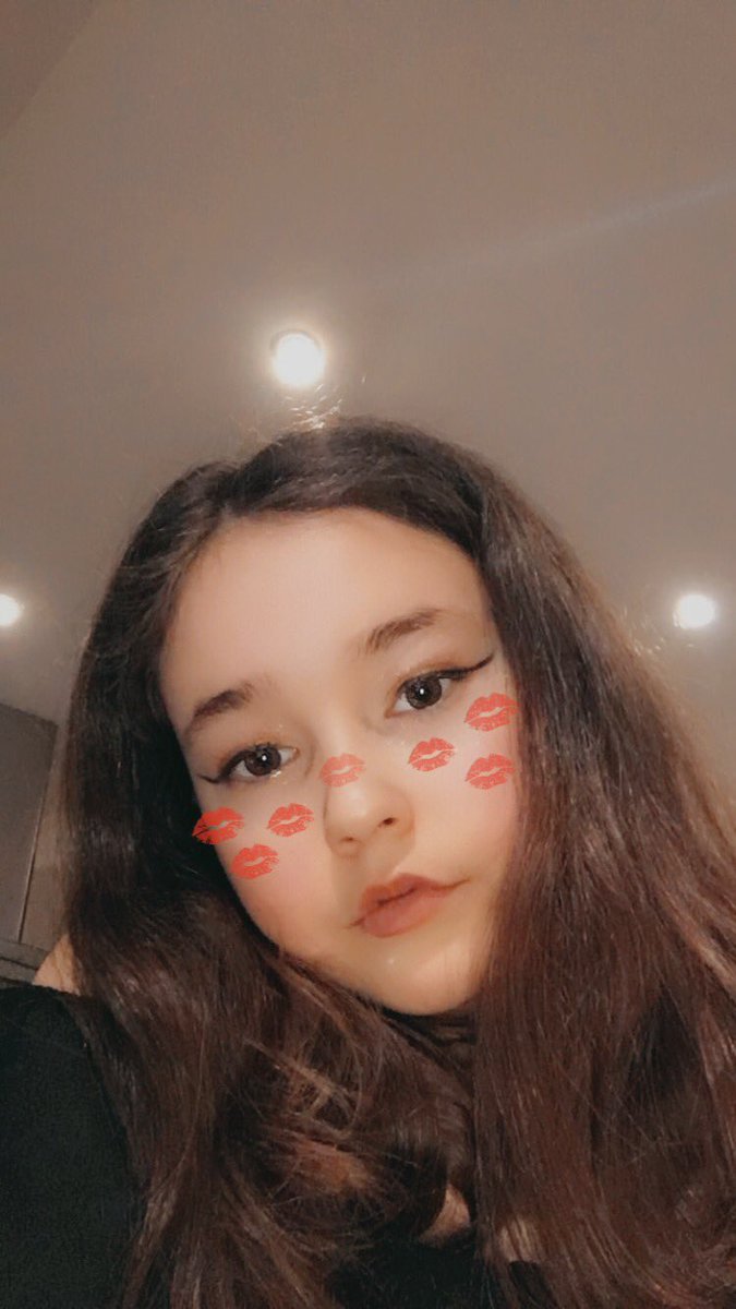 sangstersbabyy's tweet photo. been struggling lately so i’m doing this for me...
#selfiesforme https://t.co/F3oQPWNHTR