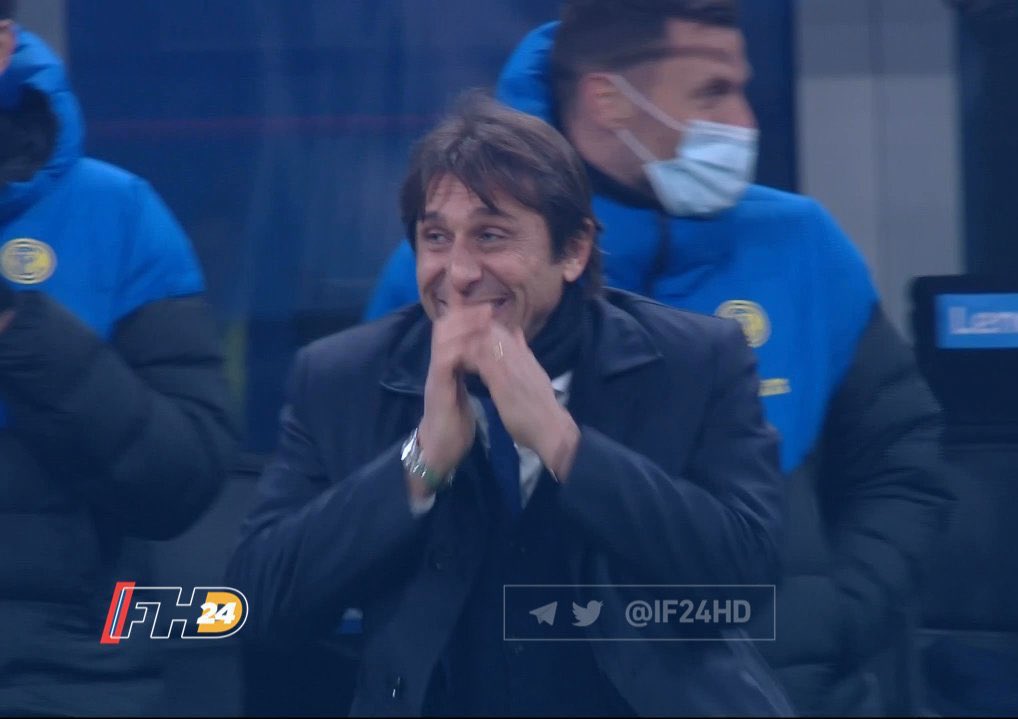 FCIM_M7md's tweet photo. كونتي: لم أتغلب على يوفنتوس من قبل أبداً، ولا حتى عندما واجهتهم كمدرب لـِ أريتزو في السيريا بي.

😂😂😂 https://t.co/4GUSH9J3I3
