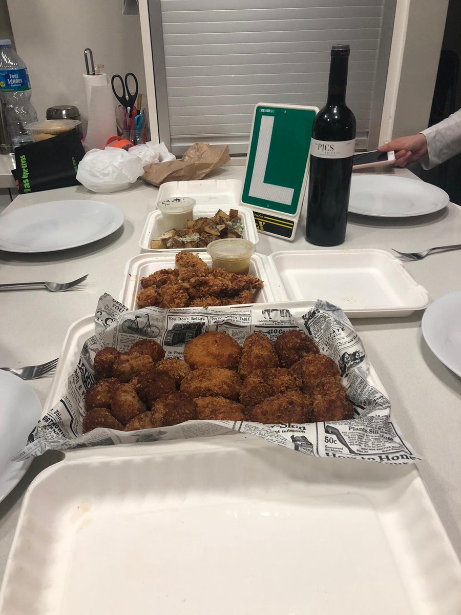 Xivarri Tasca tweet media