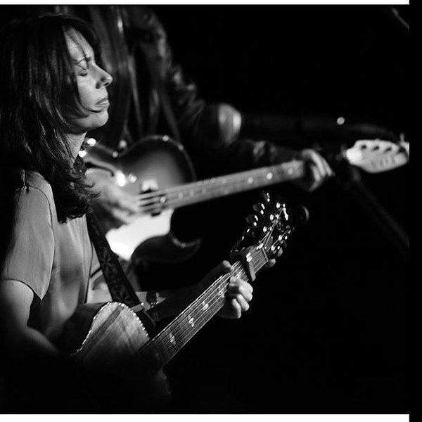 Happy Birthday, Susanna Hoffs, the Eternal Flame 