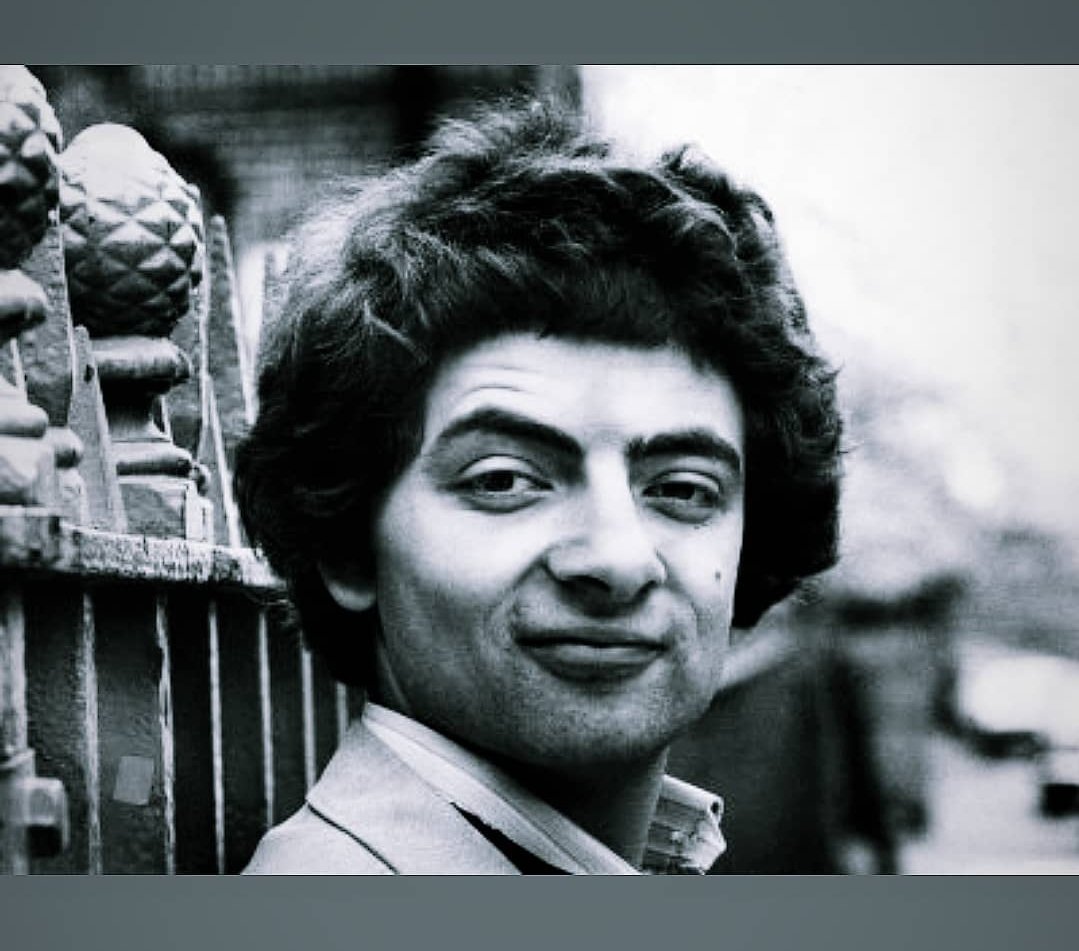1ShelleyKBooker's tweet photo. @Rowan_Atkinson 

When my Son randomly posts #rowanatkinson pics on
#SocialMedia ...

Is that a sign of 🤔
#comic  Genius?

#AskingForAFriend 😁 https://t.co/iCosP2yqgm