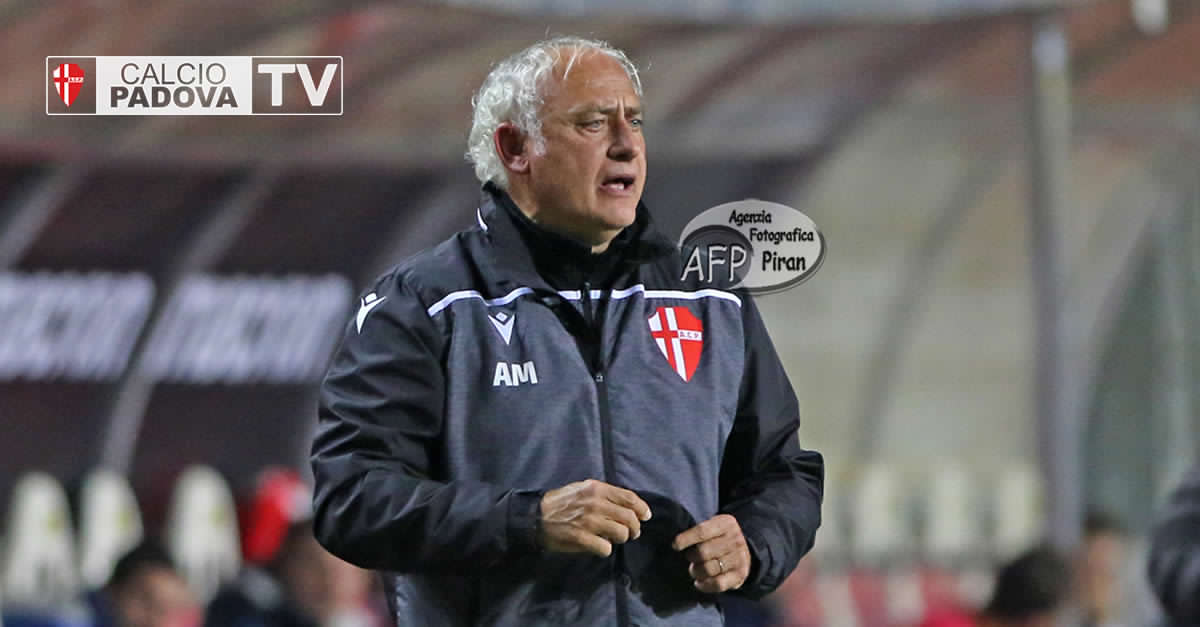 PadovaCalcio's tweet image. Sala Stampa #SamPad, Mandorlini: “La squadra ha avuto personalità, non giocavamo da 25 giorni, fatto una grande partita” padovacalcio.it/sala-stampa-sa…
