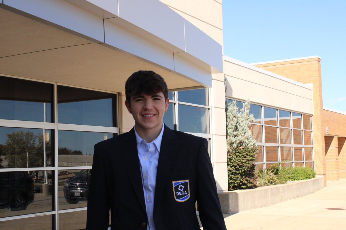 Arrowhead_DECA's tweet photo. SUNDAY SPOTLIGHT featuring Brady! Brady, a senior, has been a part of AHS DECA for three years. He is looking forward to districts this year! In addition to DECA, he is involved in intramural basketball. 🔷⭐️🅰️ #wideca #deca #ahsmarketing https://t.co/KGkcC9W0Td