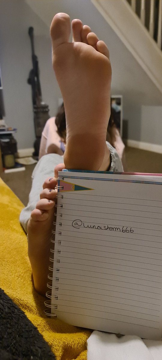 Lunastorm666's tweet photo. Verification photo!! Any of you beta cucks wanna tribute me. My PayPal is locked so it's over to onlyfans subscribe and get rewarded, tip and see more than anyone ever has. Submit and obey my tiny size 3 nurse feet. #feet #findom #femdom #domination #financialdomination #cuckold https://t.co/0mym8S8iFZ