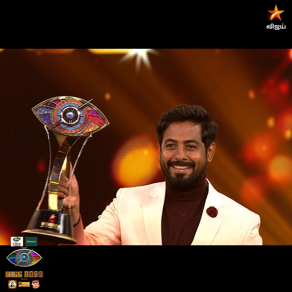 Suresh1095's tweet photo. #AariArjunan #BiggBossTamil #AariBB4TitleWinner #Realvictory https://t.co/Xjv1EPaA9p