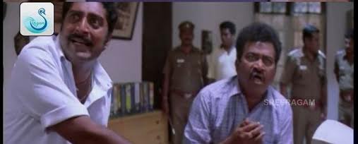 ThookiSollu's tweet photo. யப்பா அடிஸ்னல் டைம் வாங்கி பேசிட்ருக்கான்பா...
#AariBro https://t.co/QaI9USD2om