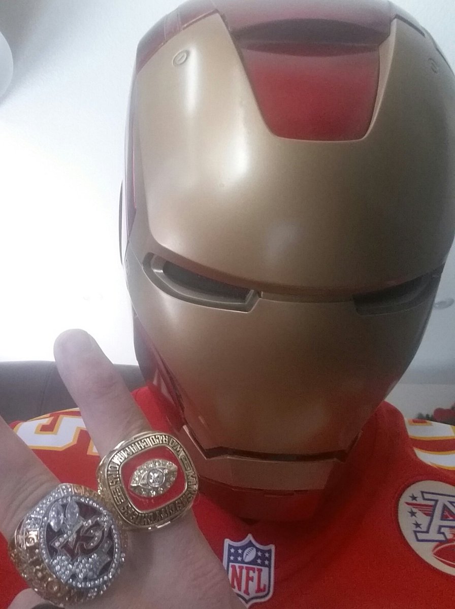 KCIronFan's tweet photo. #GAMEDAY #CHIEFSKINGDOM
#NFLPlayoffs #KCvsCL #LetsGo
#GearUp #3rdRing #RunItBack https://t.co/iqPYHFH98h