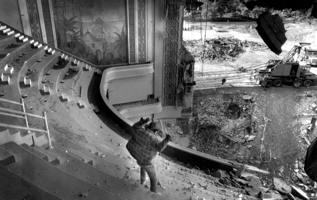 A link to an almost complete list of shows -  https://sites.google.com/site/pittsburghmusichistory/pittsburgh-music-story/venues/syria-mosque/syria-mosque-concerts