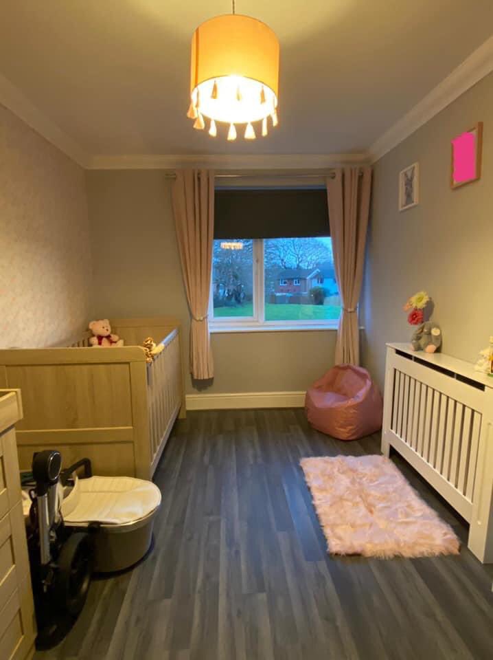 SarahPowers3's tweet photo. Granddaughterโs room is ready! Even though she has decided not to turn up on time! #booksready https://t.co/a04OMFd8l9
