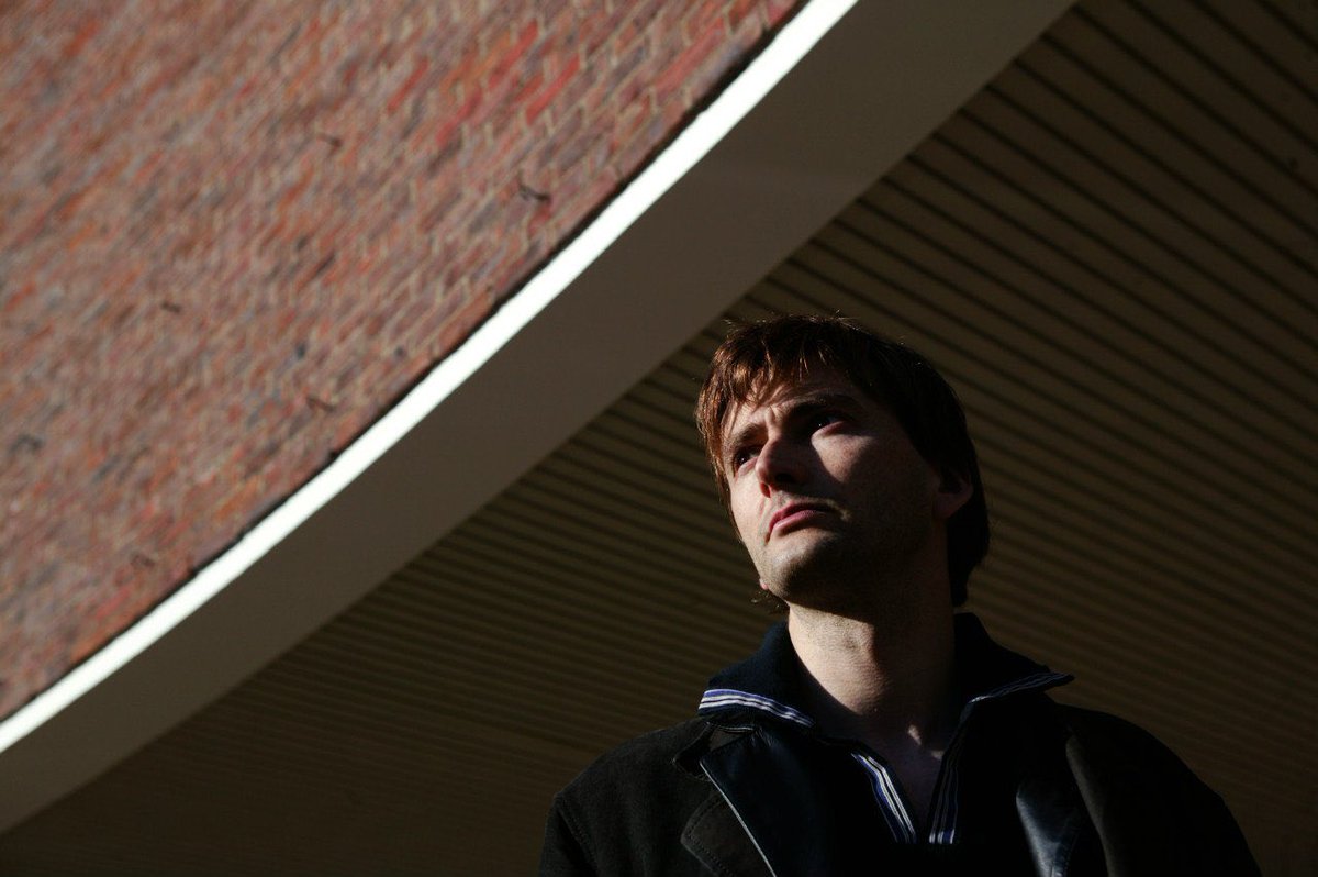 david tennant with michael sheen, jon hamm, neil gaiman and douglas mackinnon